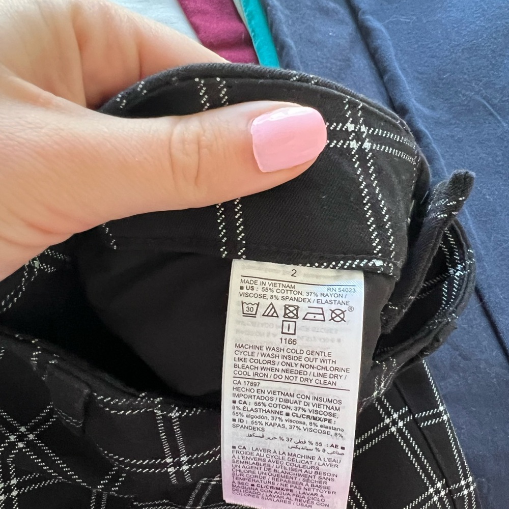 Women’s Black Checkered Pixie Pants - image 3